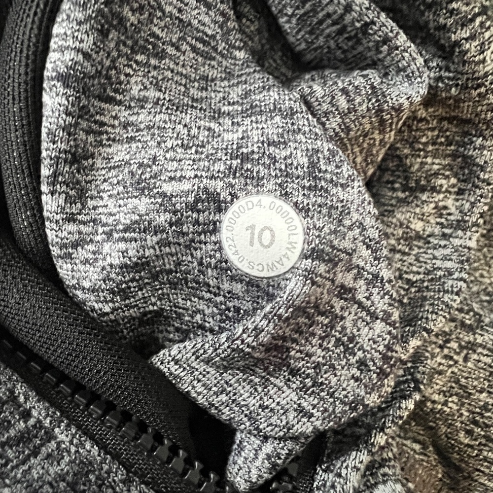 Lululemon Define Jacket (WITH Mesh) - Heathered B… - image 7